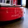 Power Plate MOVE punainen värähtelyalusta koti- ja kuntosalikäyttöön. Laite harjoittelutilassa. Tuotekoodi: 71MOV3600