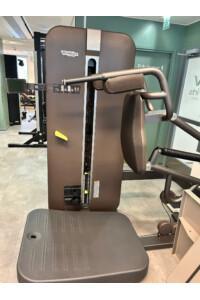 Technogym ARTIS Squat Kyykkylaite